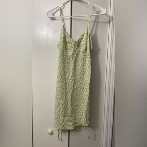 Short billabong green floral dress size xs